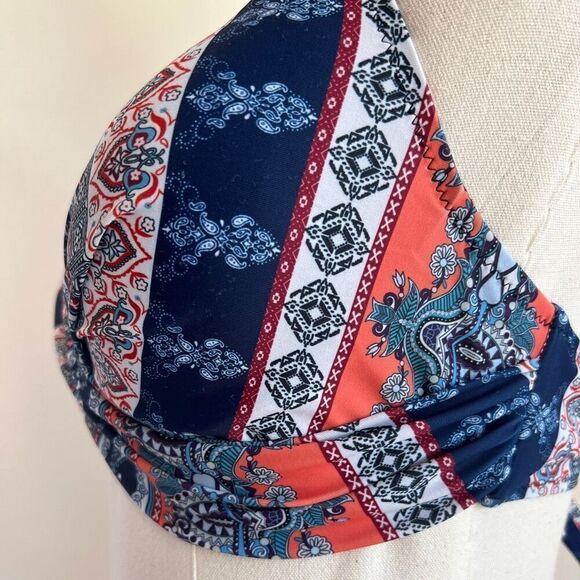 Multi-print Twist Bikini Top Size Medium Blue White and Coral Strappy Design No - Picture 7 of 11